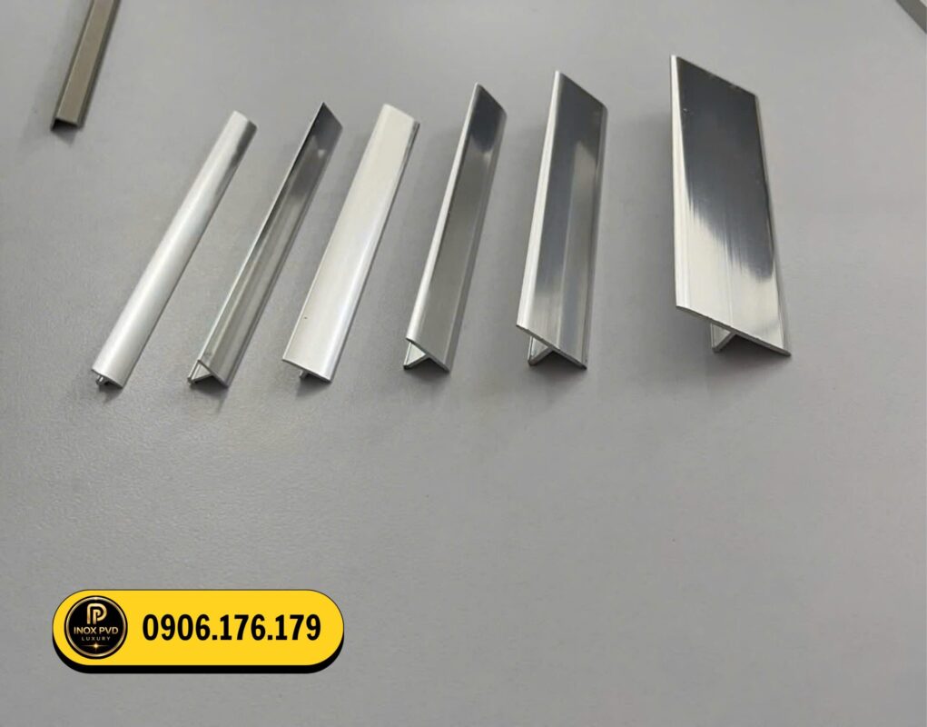 Nẹp T chống trơn cầu thang An Dương Hải Phòng, nẹp nhôm chống trượt, nẹp cầu thang bền đẹp, phụ kiện trang trí nội thất.